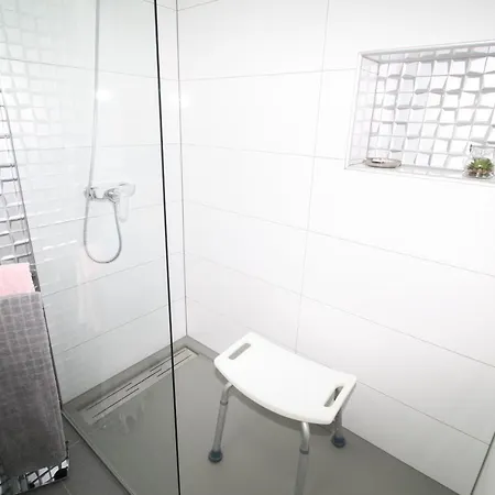 Fantastic With Sea Views Apartment